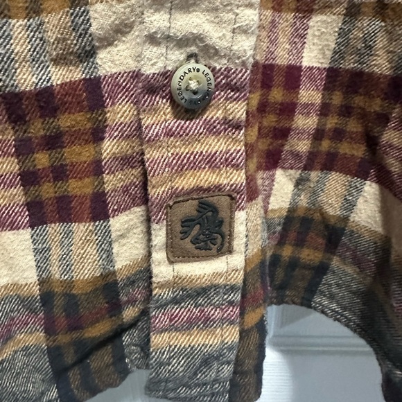 Legendary Whitetails Men's Buck Camp Flannel Shirt Burgundy 3XT - Picture 3 of 5